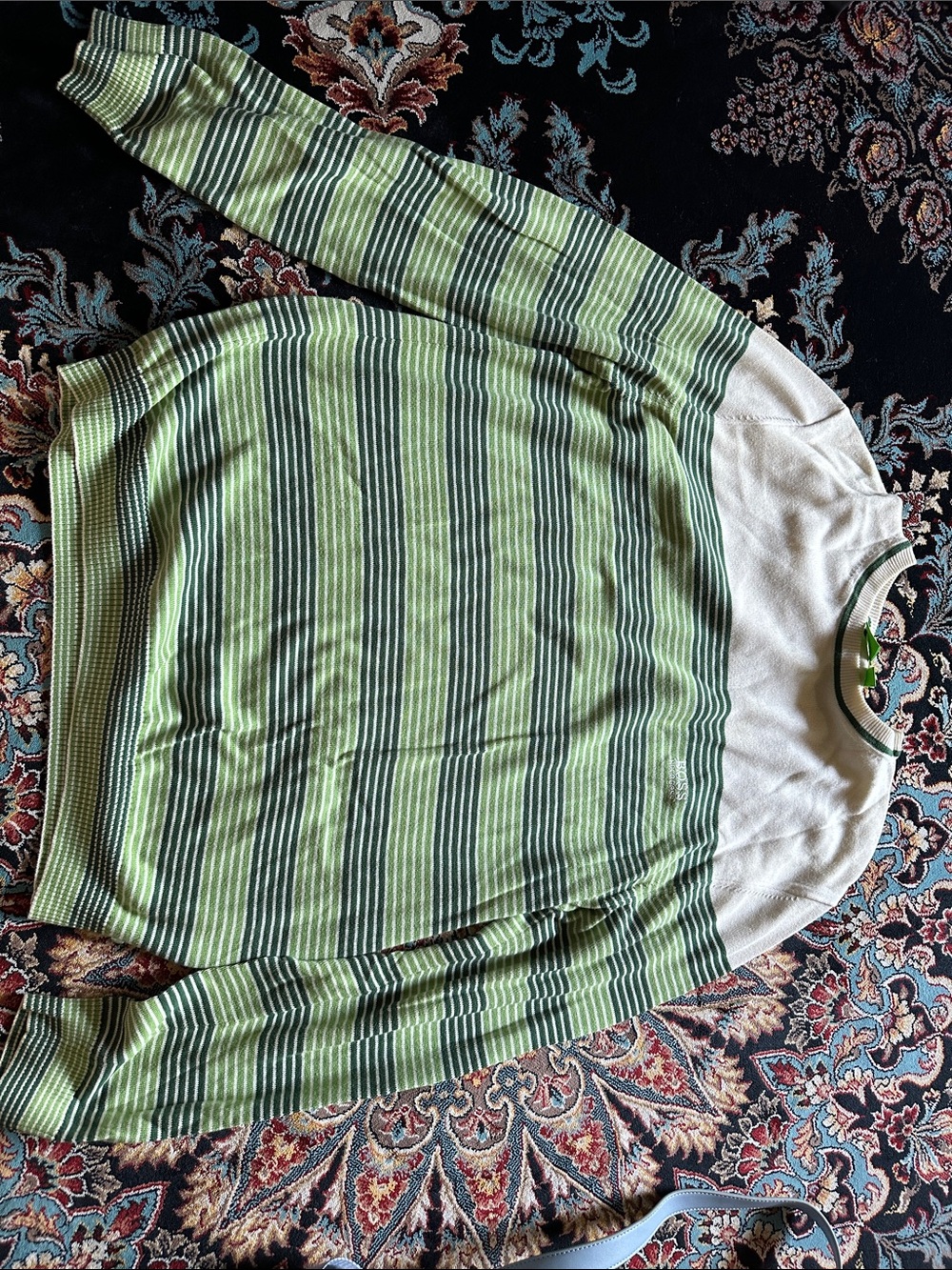 Hugo boss large sweater - green stripes